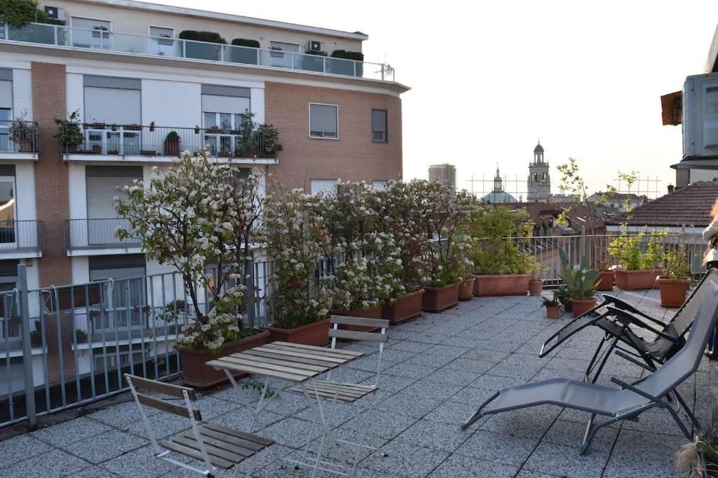 One Flat/Studio,Busto ArsizioCenter,With Terrace Экстерьер фото